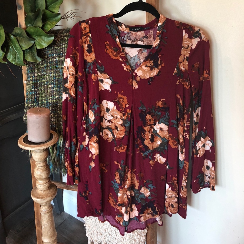 Floral flowy tunic
